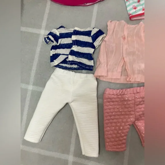 OG Our Generation “18 doll clothes lot - Picture 14 of 16